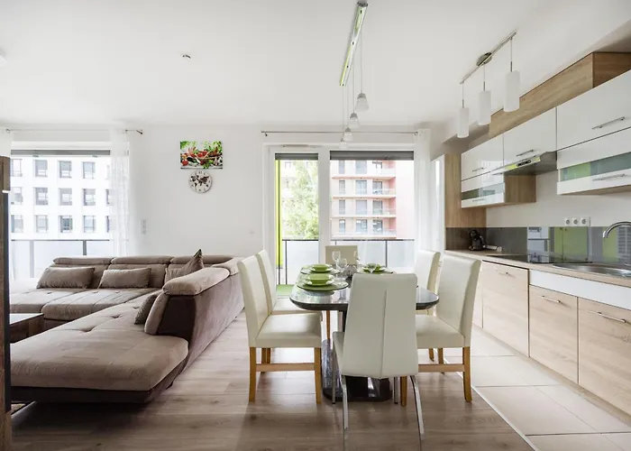 Urban Hideaway With Terrace & Garage