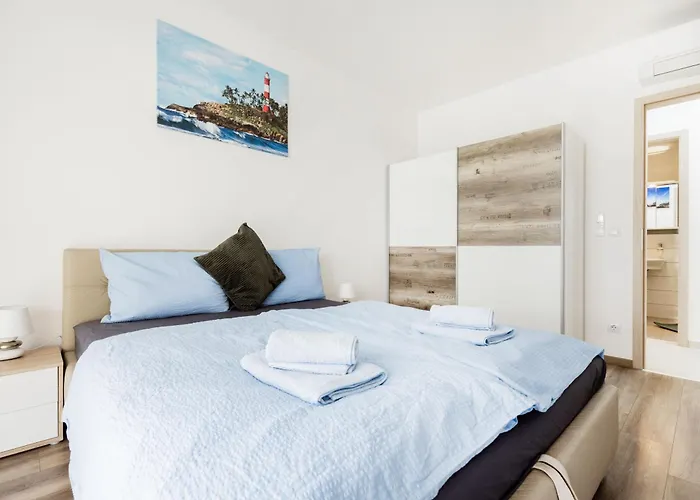 Urban Hideaway With Terrace & Garage * Budapest