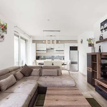 شقة Urban Hideaway With Terrace & Garage بودابست