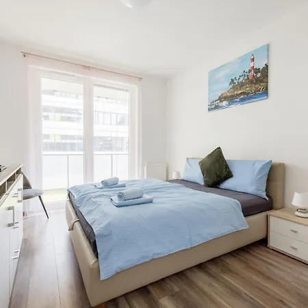 Urban Hideaway With Terrace & Garage شقة بودابست