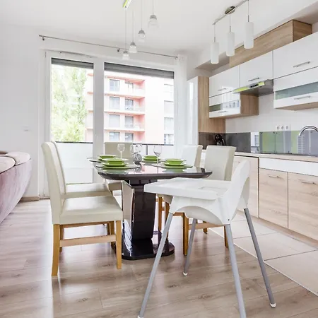 Urban Hideaway With Terrace & Garage