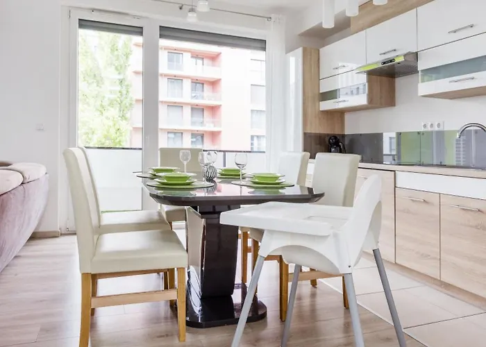Urban Hideaway With Terrace & Garage