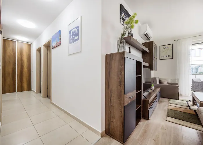 Urban Hideaway With Terrace & Garage 公寓 布达佩斯
